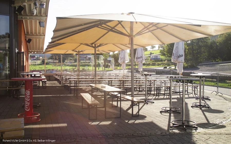 Seilbar Willingen Terrasse.jpg Seilbar Willingen Terrasse.jpg