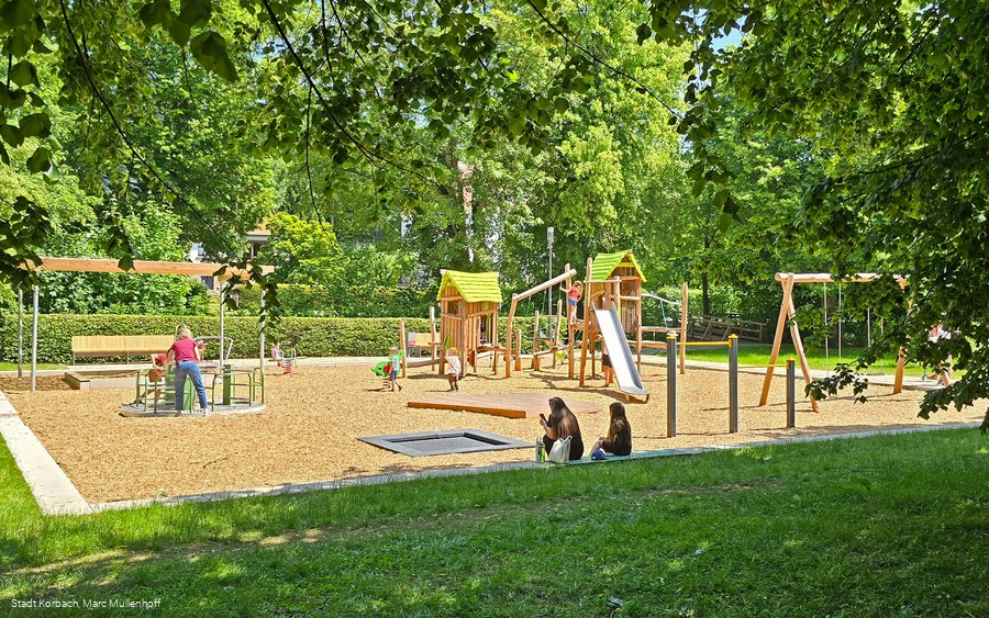 Goldpark-Spielplatz-16zu9.jpg