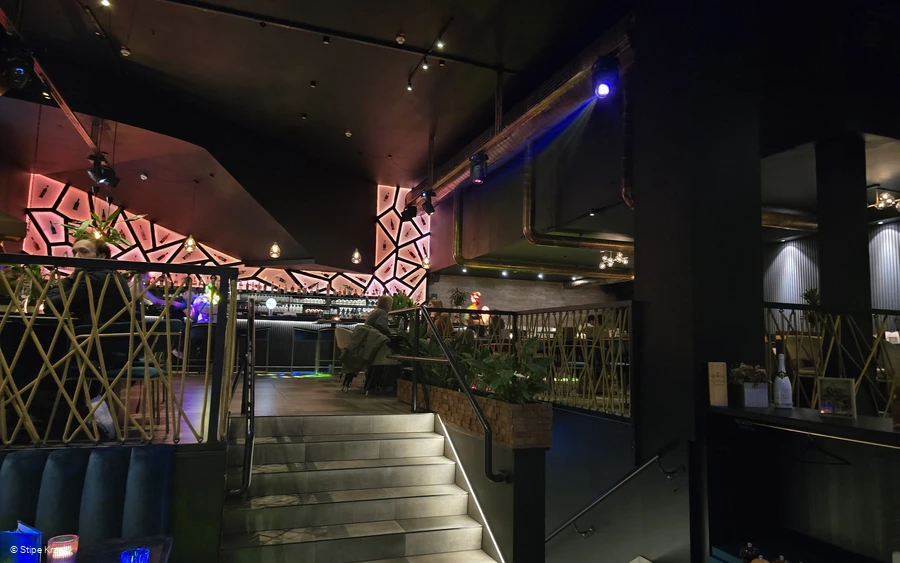 1000084981.jpg 1000084981.jpg