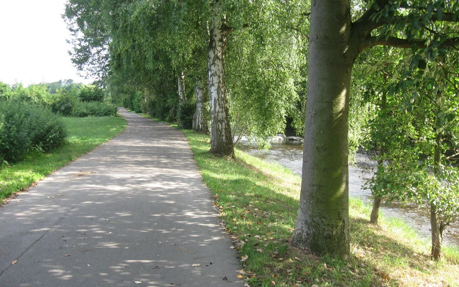 Radweg and der Hönne