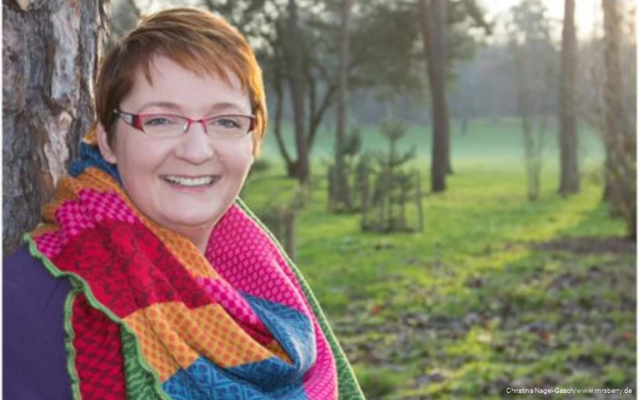 Portrait photo of travel blogger Christina Nagel-Gasch