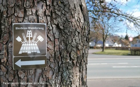 Wegzeichen BierbrauWunderweg Grevenstein