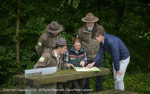 Ranger am Sauerlandtisch