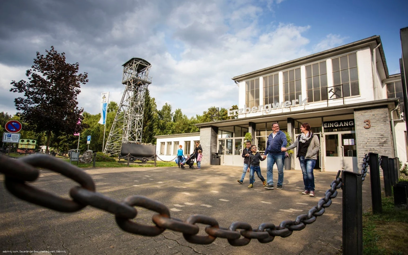Eingang Sauerländer Besucherbergwerk