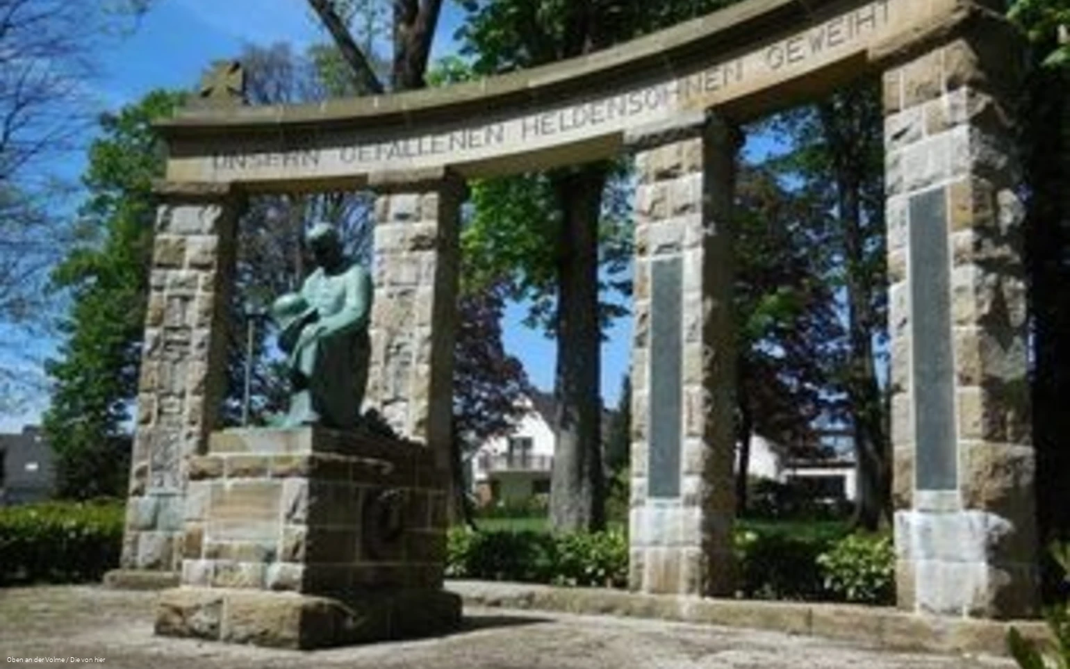 Denkmal im Hohenzollernpark