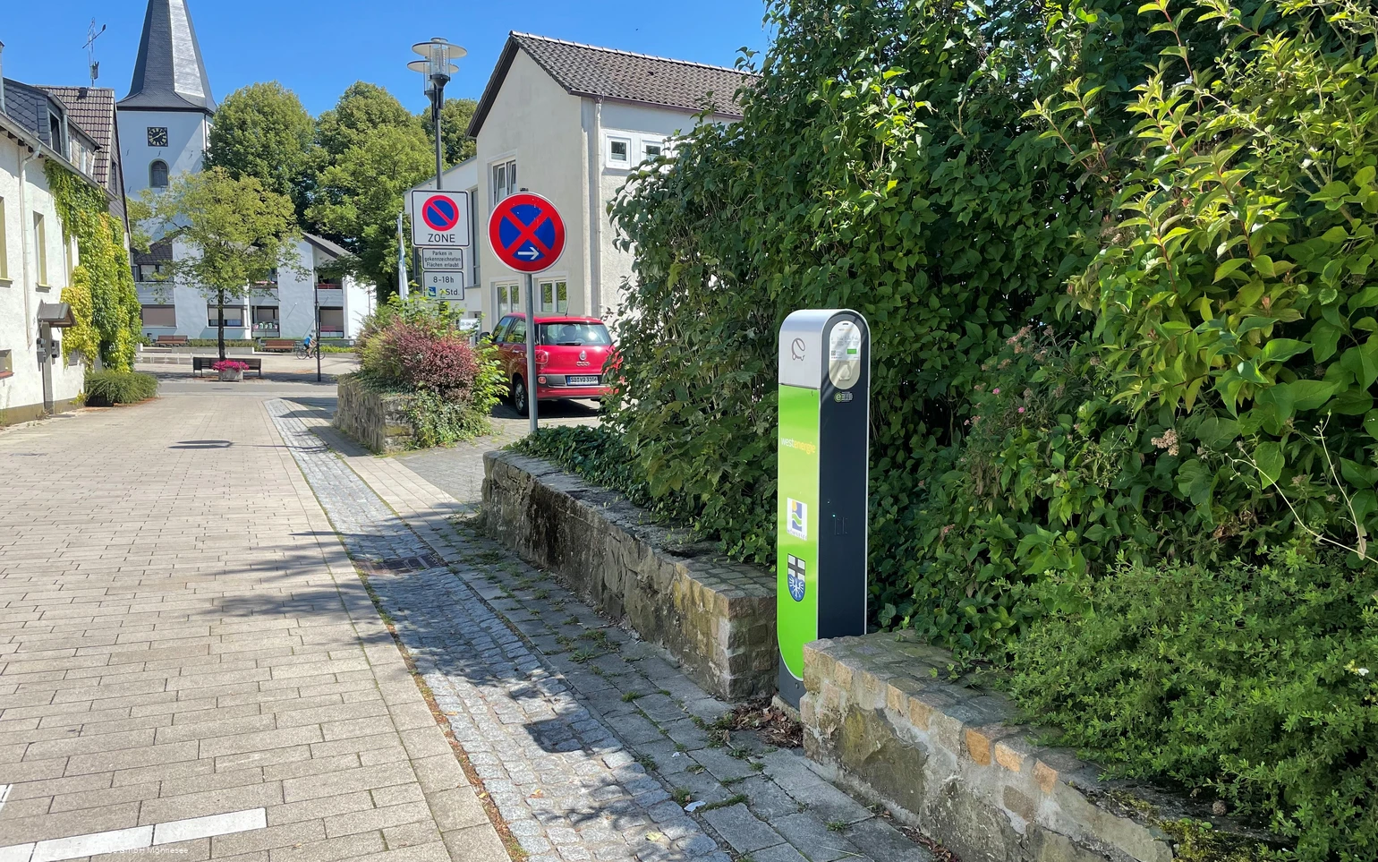 Ladesäule Rathaus Umgebung.jpg