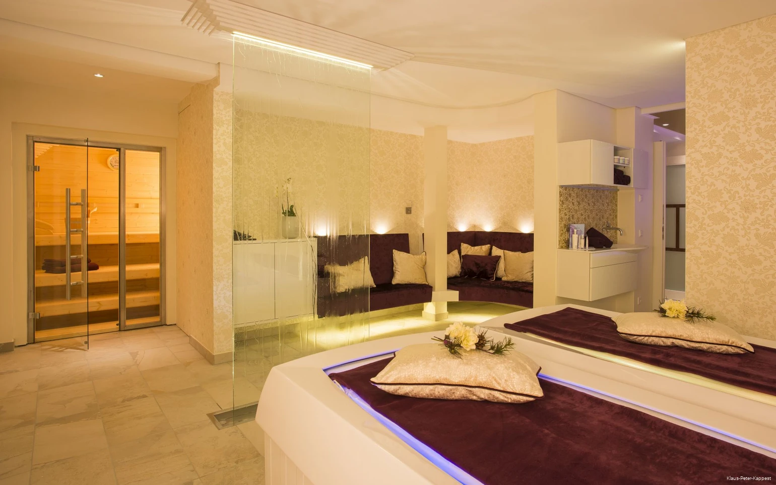 Landhotel-Gasthof-Schütte-PrivateSpa-FotoHotel-KlausPeterKappest.jpg