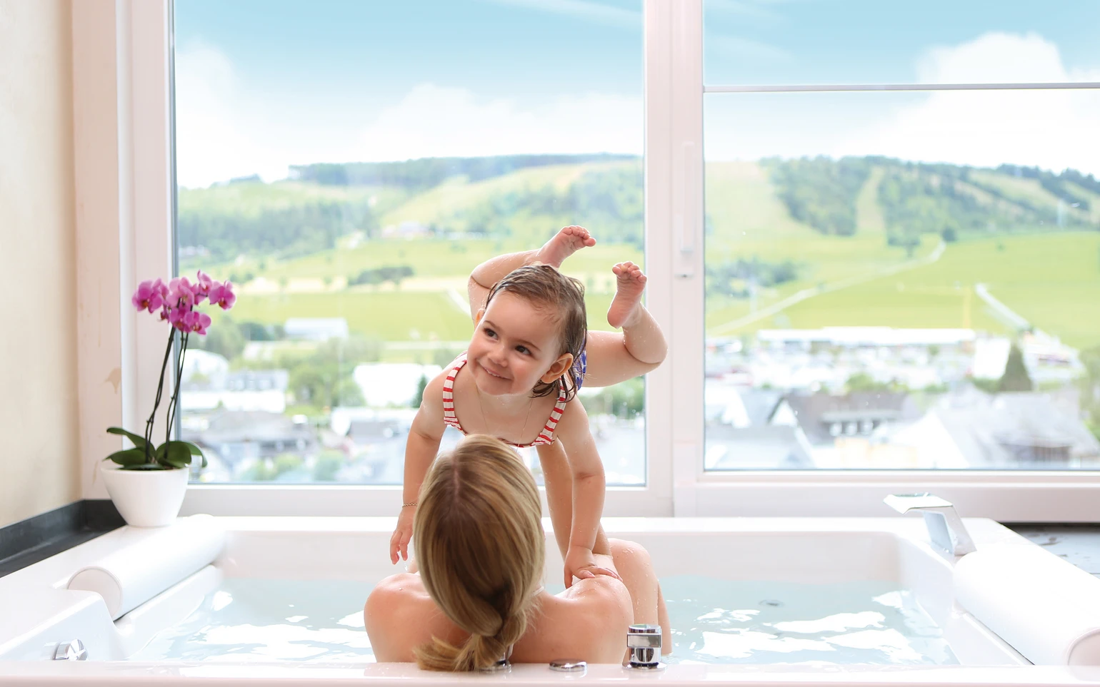 Kristin Hoee-Sonnenpark-PrivatSpa.jpg