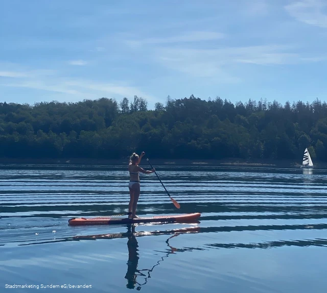 Stand up paddling