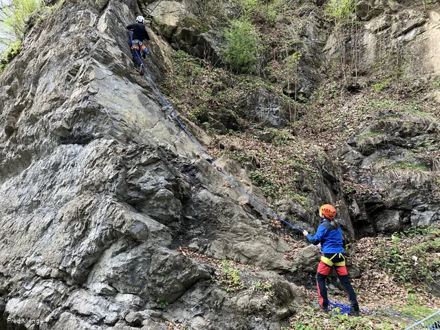 Klettern im Klettergebiet "Hülloch" in Kierspe