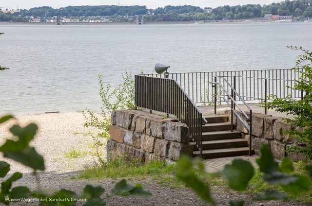 Aussichtsbalkon Hevehalbinsel