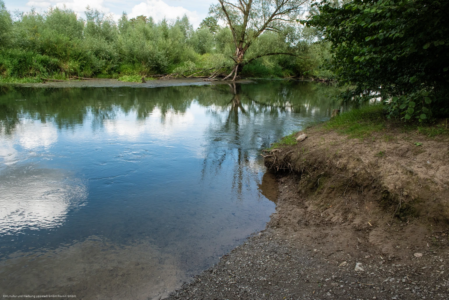 Kanueinstieg Eickelborn Zum Lippesteg (c) KWL Kultur und Werbung Lippstadt GmbH Pro-t-in GmbH.jpg