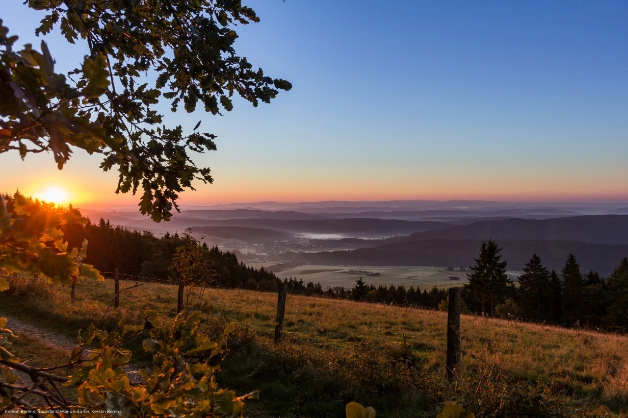 Sonnenaufgang am Aussichtspunkt Kalied Sonnenaufgang am Aussichtspunkt Kalied