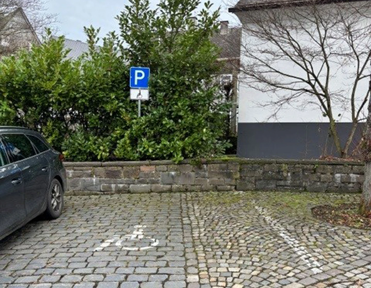 Barrierefreier Parkplatz am Rathaus Schmallenberg