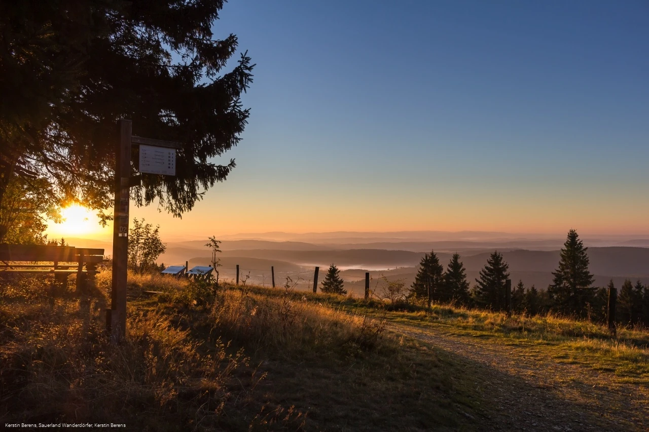 Sonnenaufgang am Aussichtspunkt Kalied