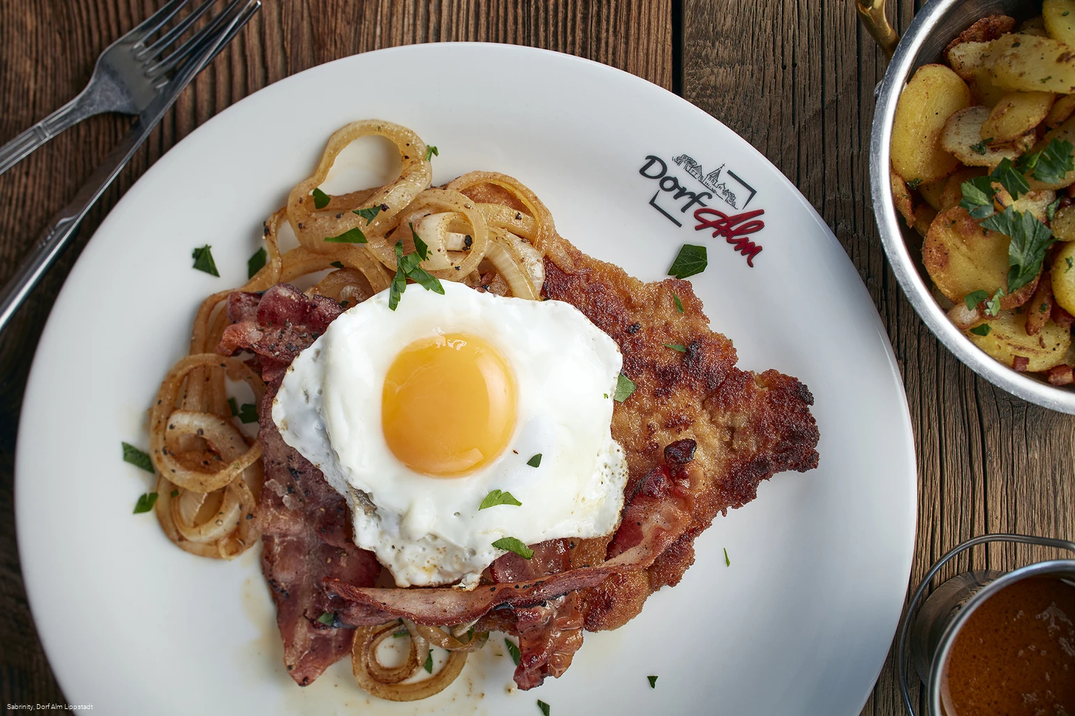 Dorf Alm Lippstadt Bergbauernschnitzel