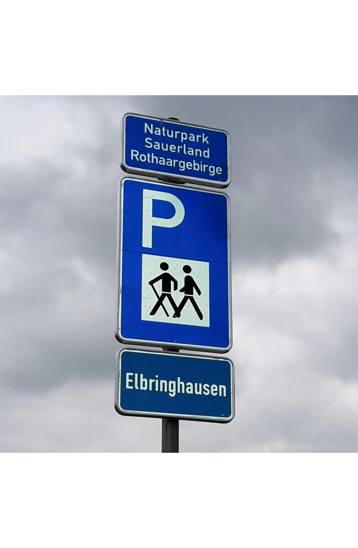 Hinweisschild Wanderparkplatz