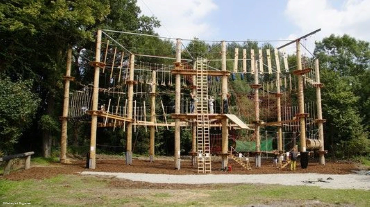 Kletterpark Biggesee.jpg Kletterpark Biggesee.jpg