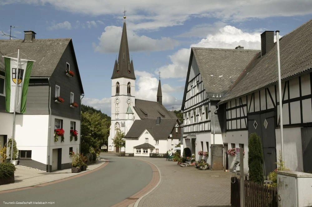 Kirche in Düdinghausen Kirche in Düdinghausen