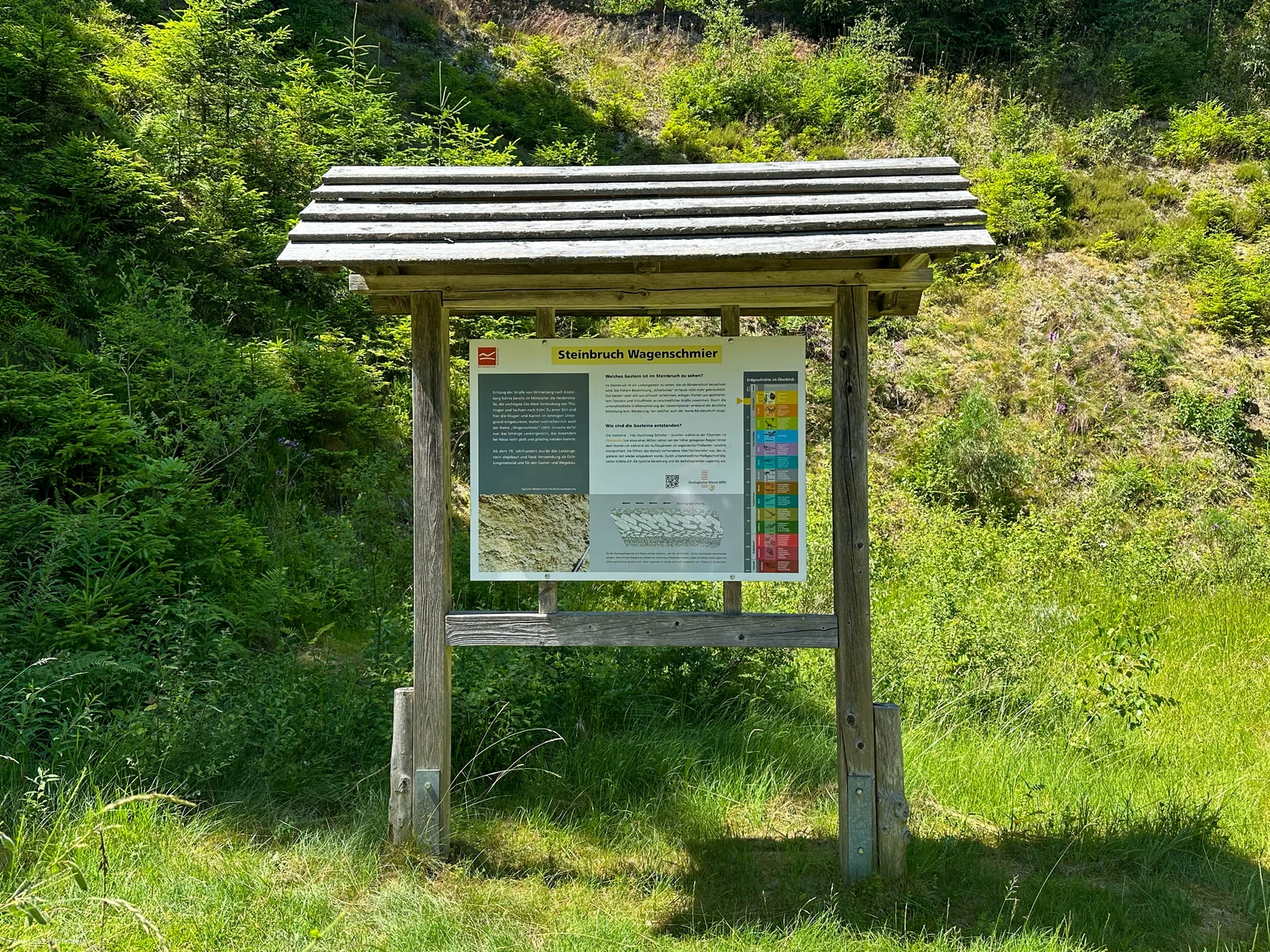 Informationstafel zum Steinbruch Wagenschmier.
