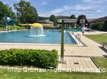 freibad-usseln-mit-wasserpilz.jpg