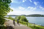 Twee fietsers op de Biggesee