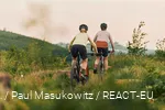 Mountainbikers op pad bij TrailGround Brilon.