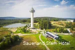 Bovenaanzicht van Ettelsberg met de Hochheideturm en het gondelstation
