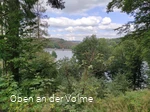 Blick von oben auf die idyllische Fürwiggetalsperre