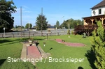 Minigolfanlage mit Blick auf die Karlshöhe