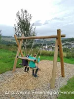 Doppelschaukel am Schaukelweg Ostwig