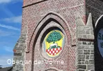Das Stadtwappen ziert die Fassade