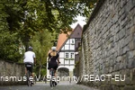 Twee fietsers in de Altstadt van Soest