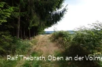 Wir verlassen die waldreichen Wegespassagen...
