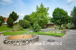 dorfplatz-eimelrod-brunnen.jpg