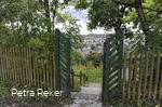 Blick auf Neuenrade durch das Tor vom Weinberg
