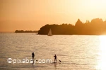 Stand up paddling