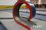 Mini golf course with loop